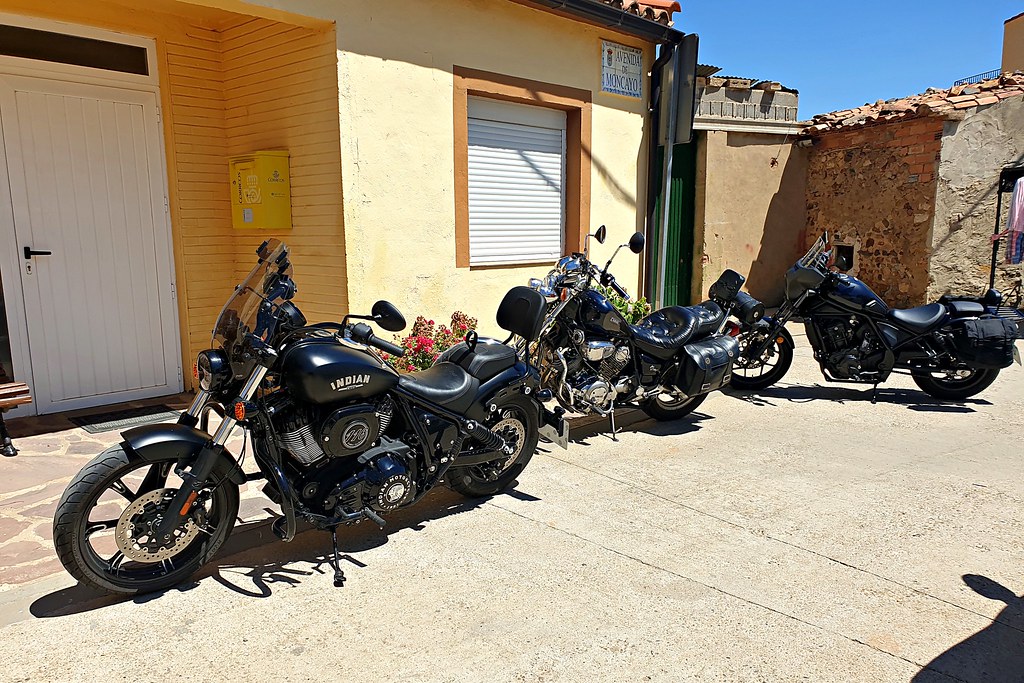 Indian Chief Dark Horse