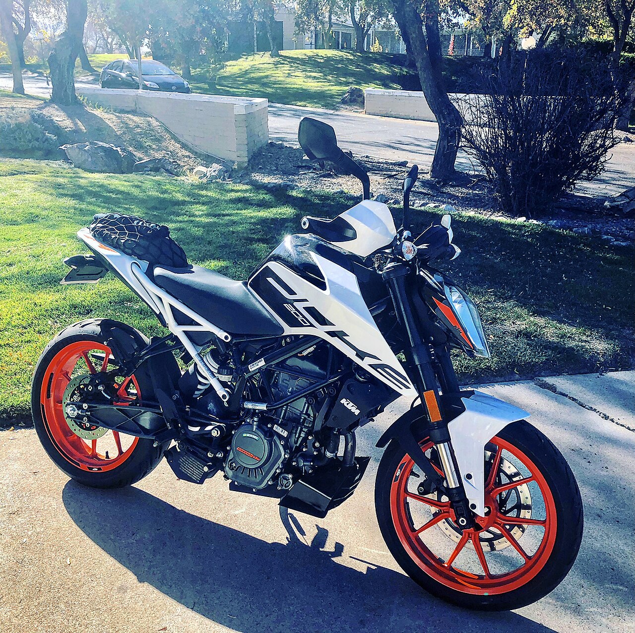 KTM 200 Duke features