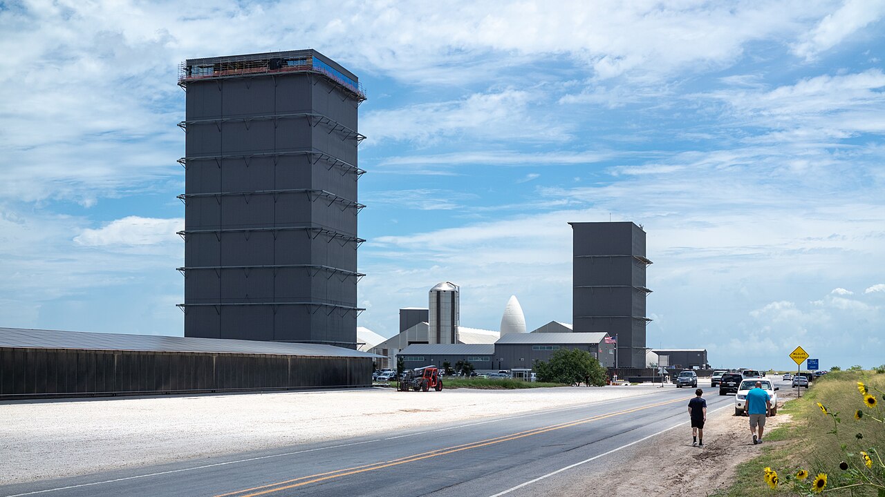 SpaceX debt deal